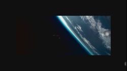 WICS2100 ส่งจาก iPad 8th ด้วย Airplay แบบ WICS2100 เชื่มอต่อผ่านสายLANกับเน็ตเวิอร์แต่ iPad ส...