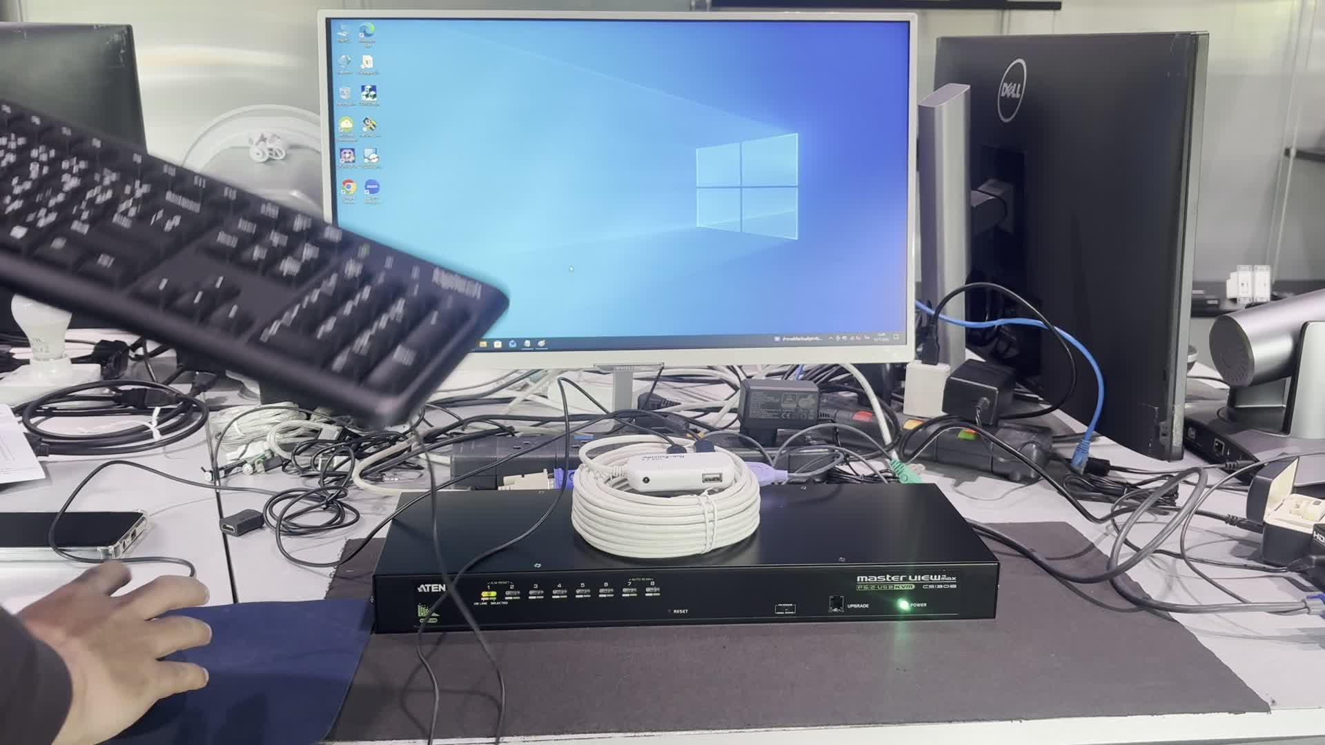 CS1308+UE2120H : ทดสอบต่อขยาย console ของ KVM